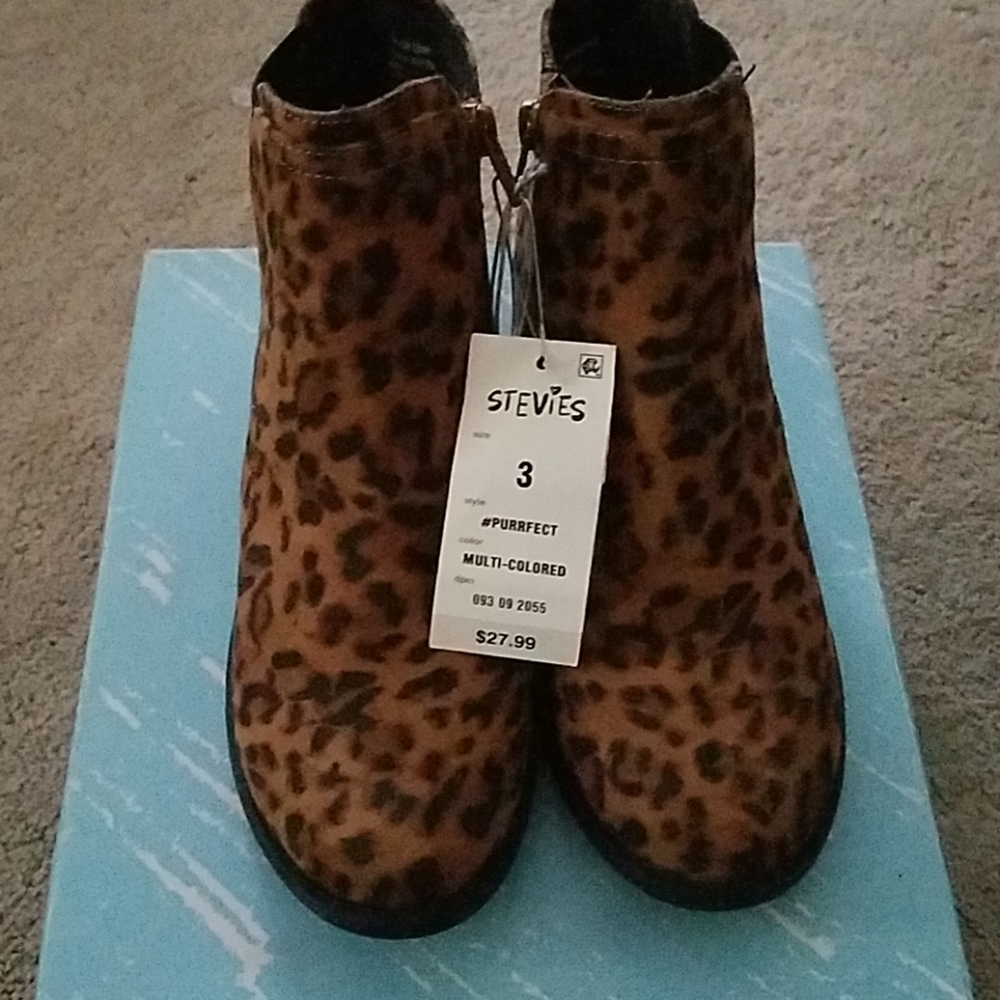 Shoes
